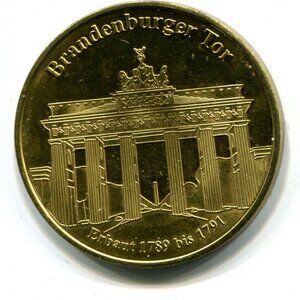 2015 Germany Brandenburg Gate Medal (b562-10)